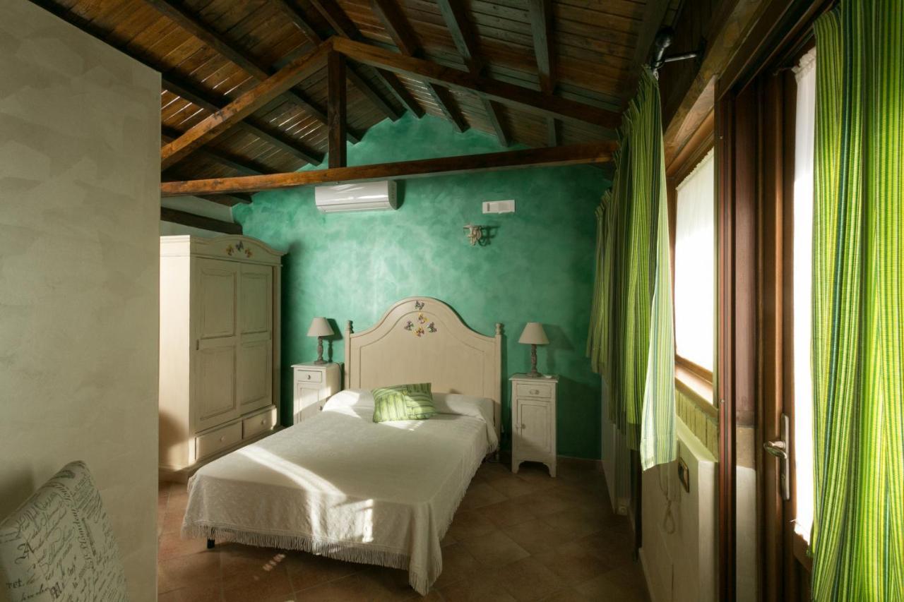 לטינה B&B Oasi Di Mamma Clara מראה חיצוני תמונה