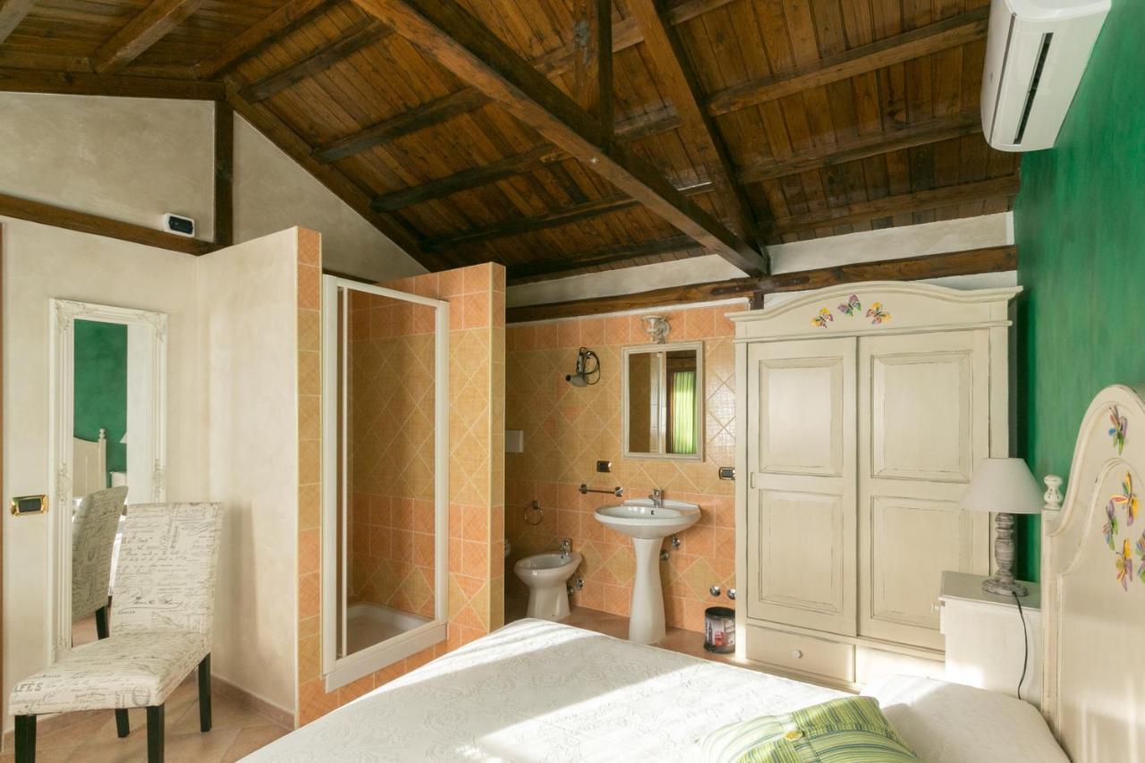 לטינה B&B Oasi Di Mamma Clara מראה חיצוני תמונה