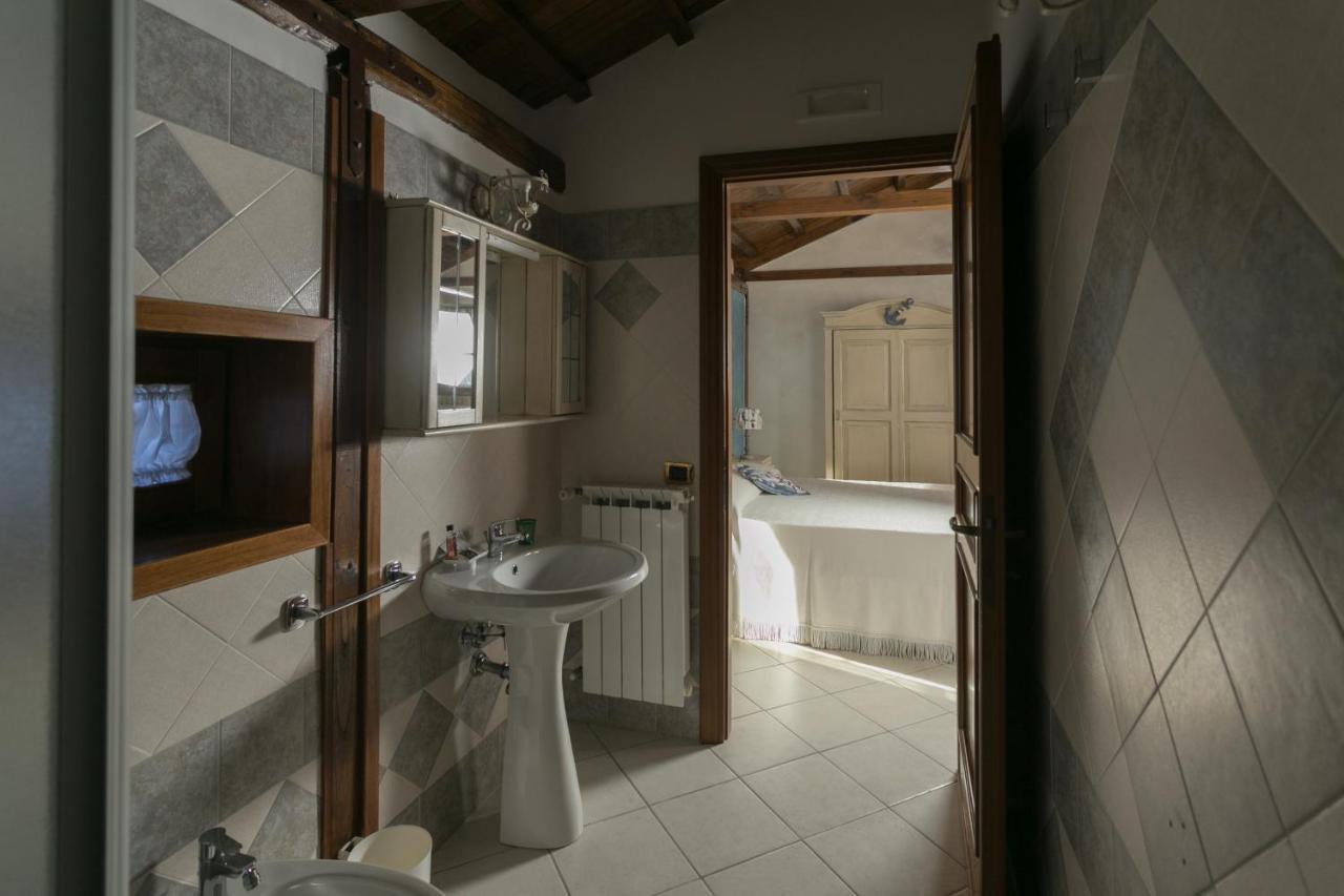 לטינה B&B Oasi Di Mamma Clara מראה חיצוני תמונה