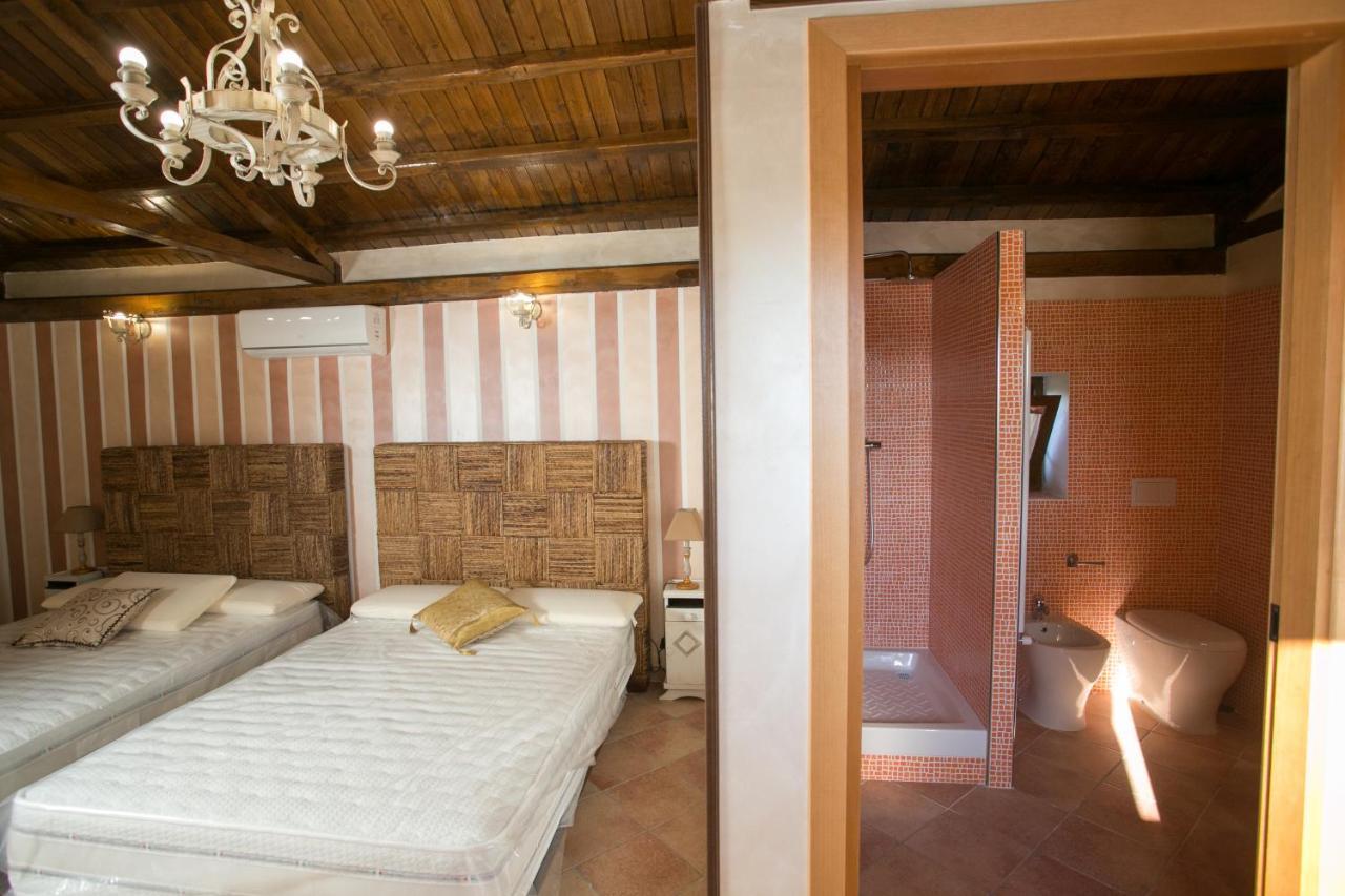 לטינה B&B Oasi Di Mamma Clara מראה חיצוני תמונה