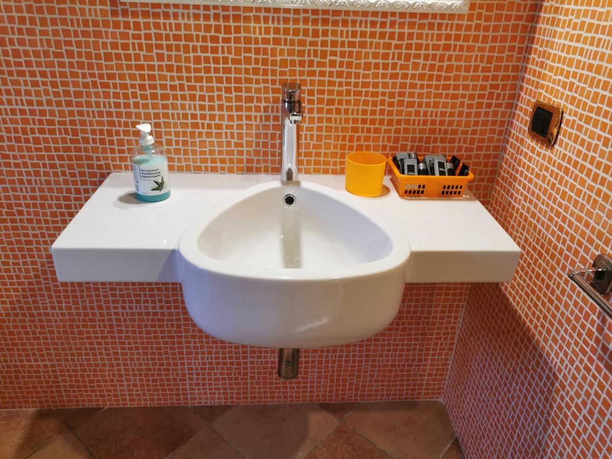 לטינה B&B Oasi Di Mamma Clara מראה חיצוני תמונה