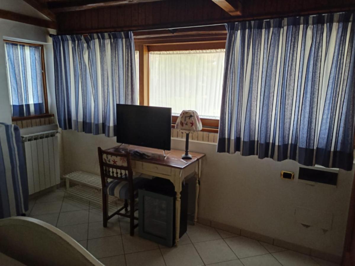 לטינה B&B Oasi Di Mamma Clara מראה חיצוני תמונה
